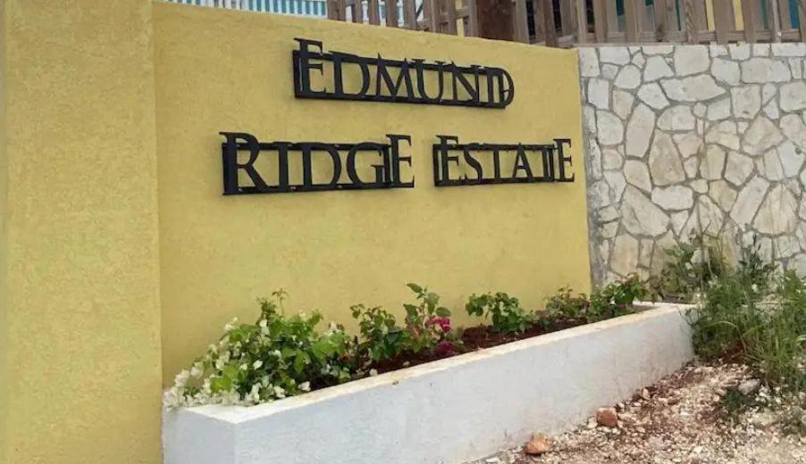 Sky View Villas @ Edmund Ridge Estate Montego Bay Luaran gambar
