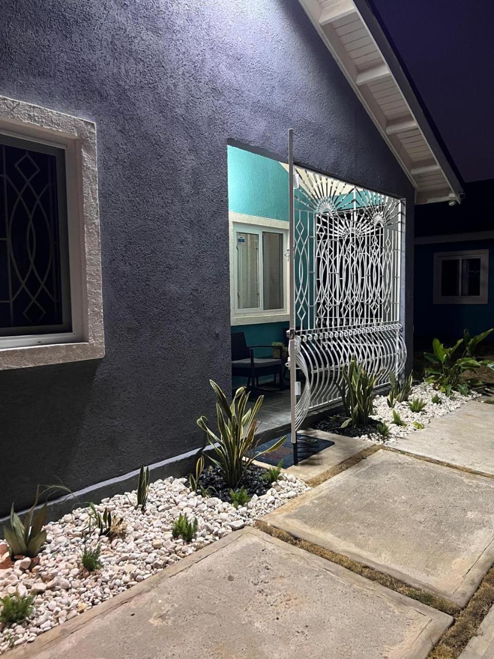 Sky View Villas @ Edmund Ridge Estate Montego Bay Luaran gambar