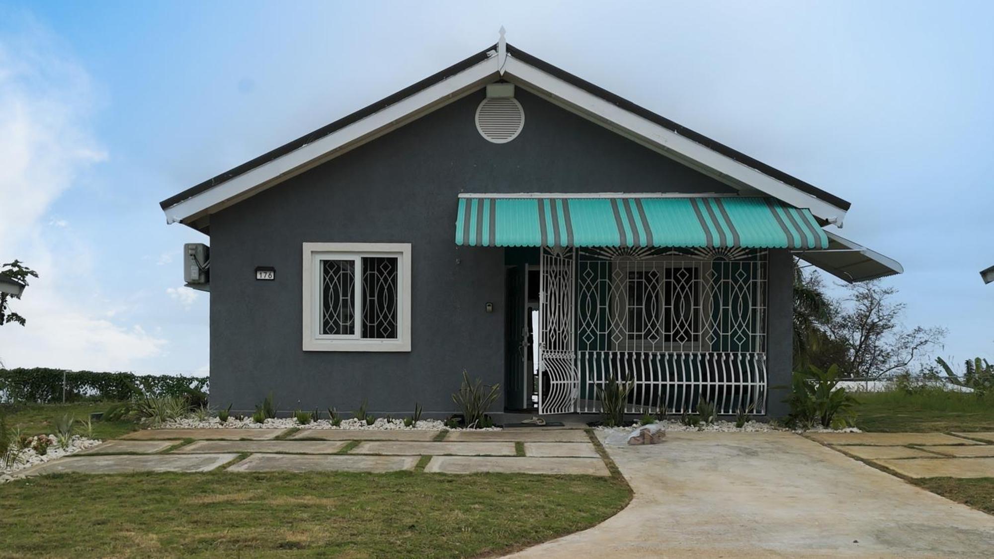 Sky View Villas @ Edmund Ridge Estate Montego Bay Luaran gambar